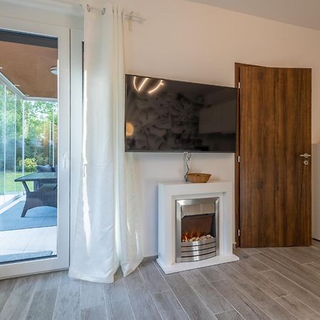 Casa Luxury Wellness Apartman By Bltn Siófok Esterno foto