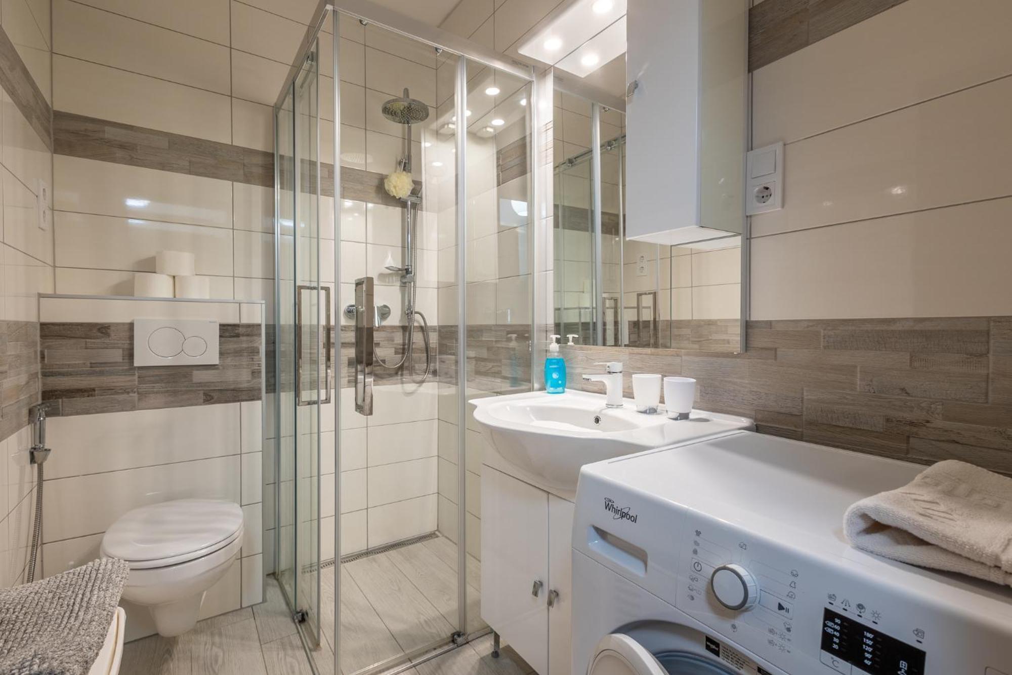 Casa Luxury Wellness Apartman By Bltn Siófok Esterno foto